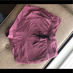 lululemon inner glow short 3” size 4 (S)